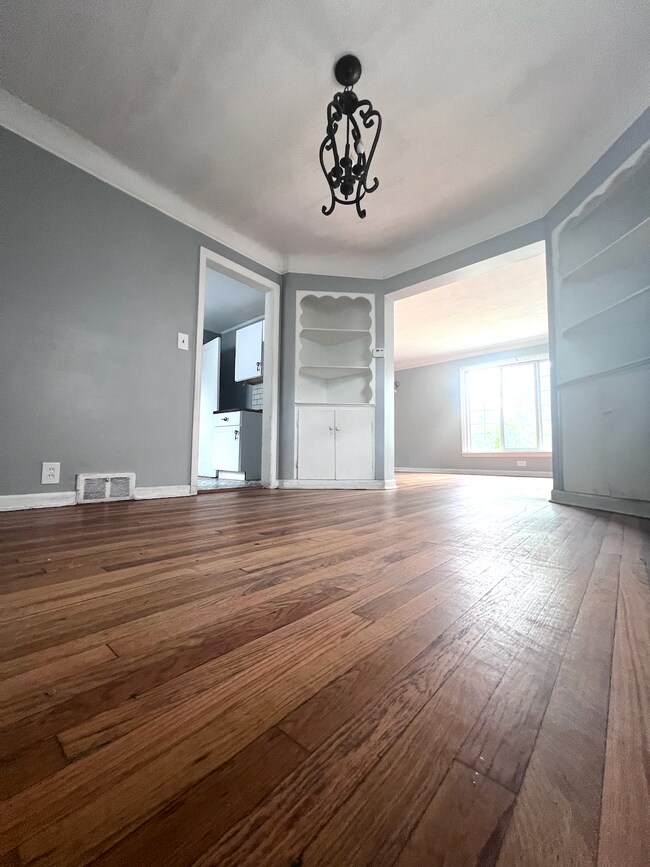 Photo - 20926 Moross Rd