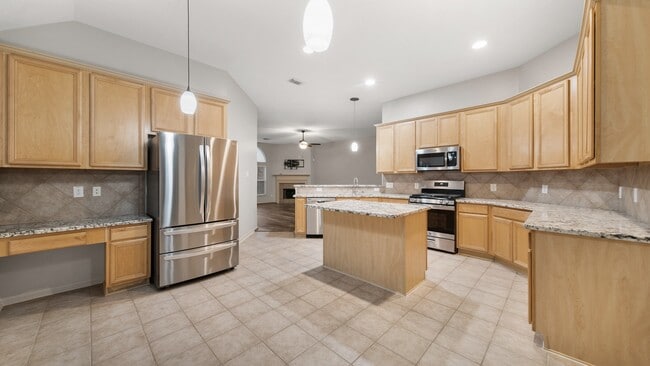 Photo - 4812 Lakefront Terrace Dr