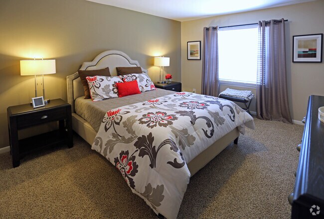 Archdale Manor Apartments