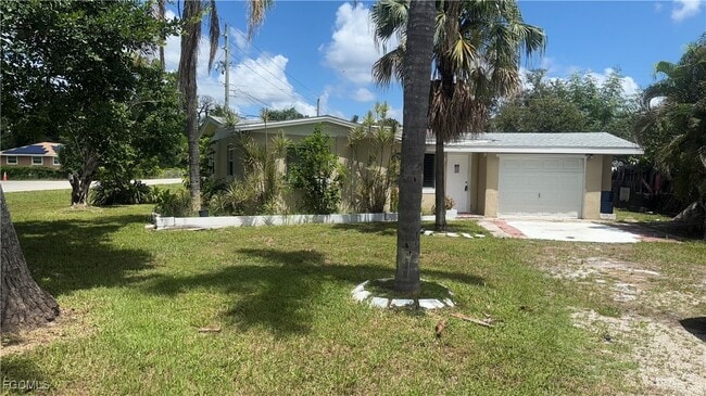 Building Photo - 2401 Hunter Terrace Rental