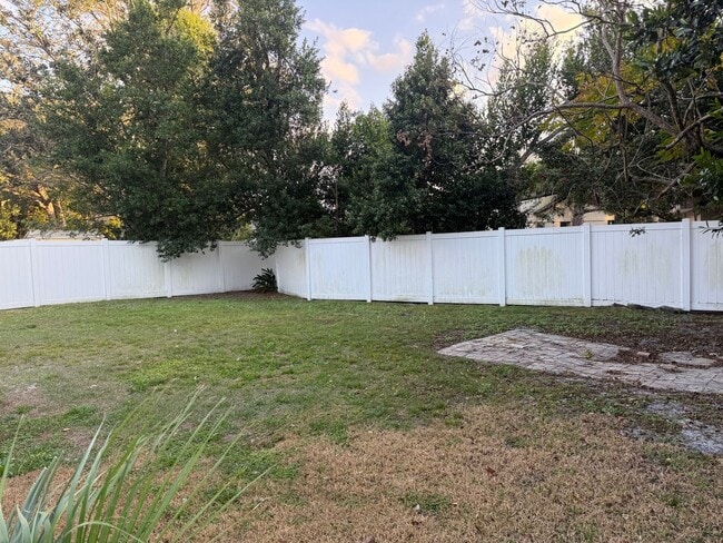 Photo - 119 N Alderwood St