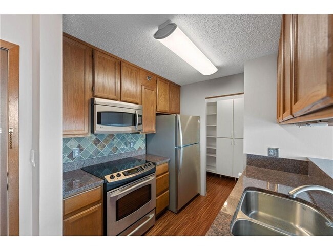 Building Photo - 433 S 7th St Unit 2308