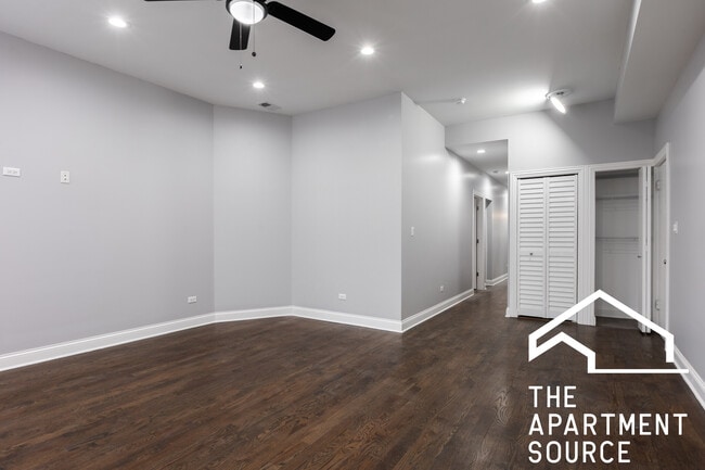 Photo - 908 W Montrose Ave Unit 3