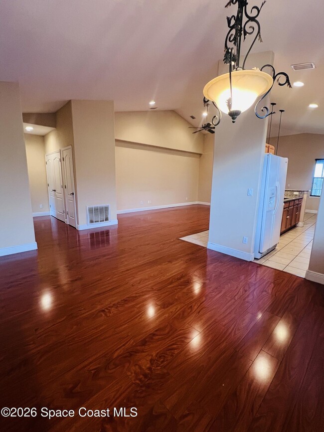 Photo - 4865 Revenna Ct