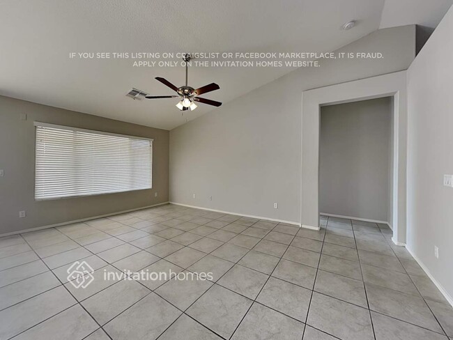 Photo - 1655 E Redfield Rd