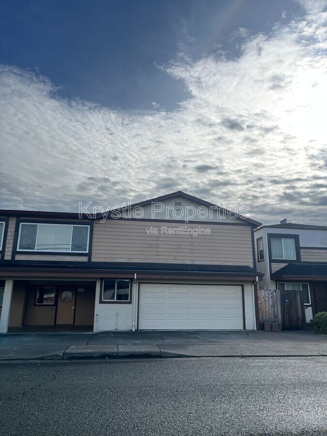 Photo - 130 Shasta St