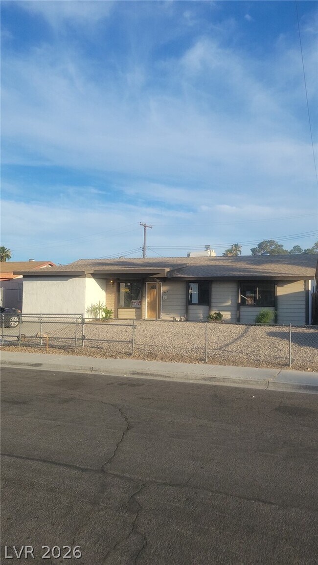 Photo - 4617 Stacey Ave