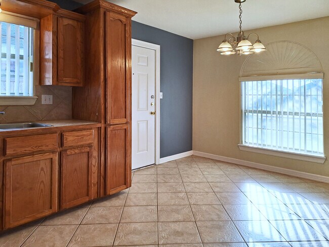 Photo - 2118 Aruba Dr Unit 4