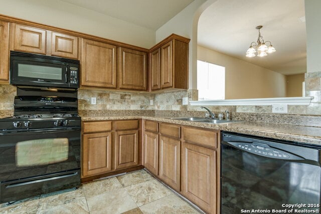 143 Cardinal Way