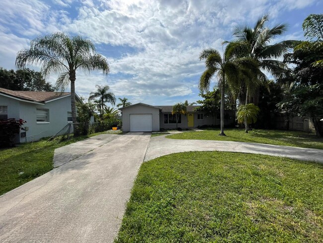 Photo - 22788 SW 65th Way House