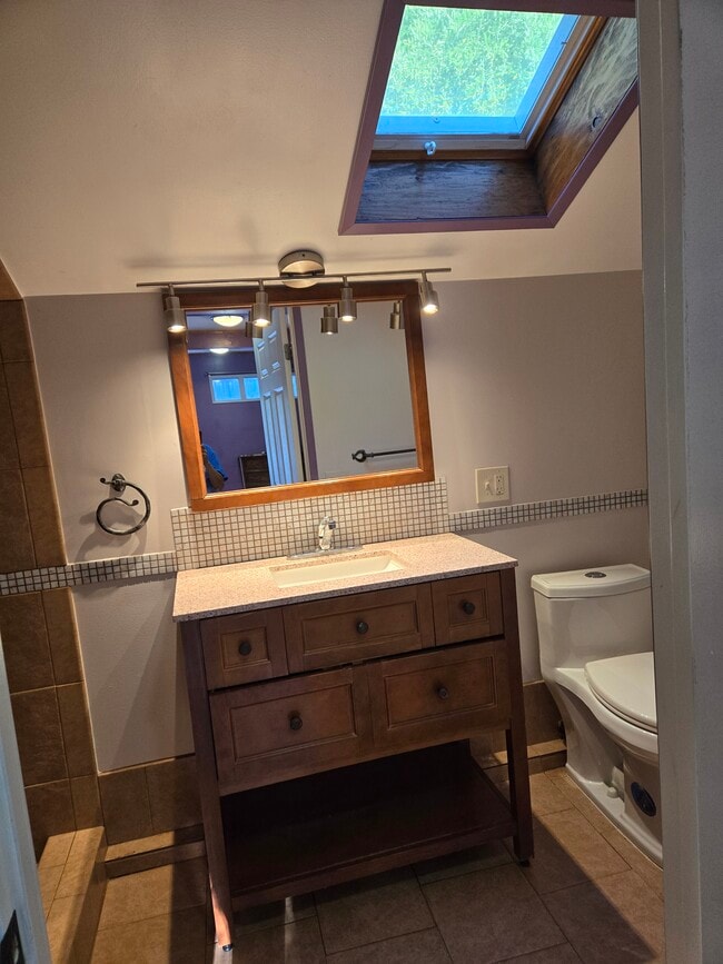 Building Photo - 1043 Alamosa Dr Unit Studio
