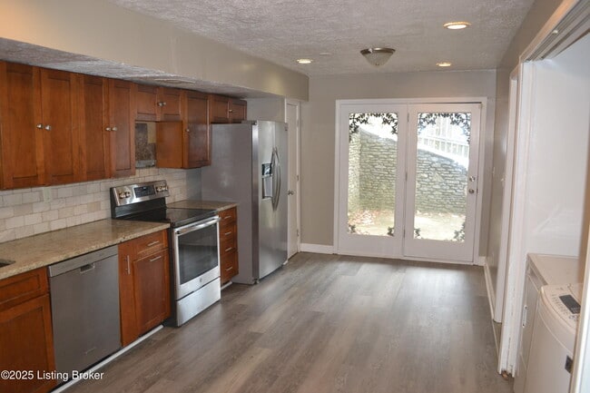 Photo - 1218 Constitution Dr