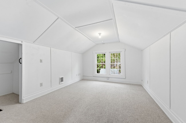 Photo - 1458 S Main St