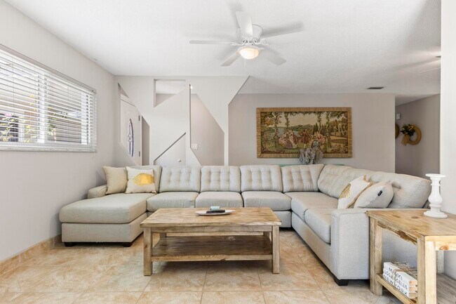 Photo - 22 Clark Ln House