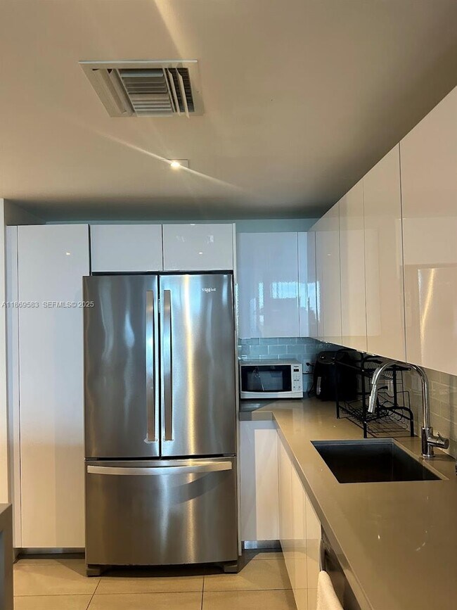 Photo - 1600 NE 1st Ave Unit 1612