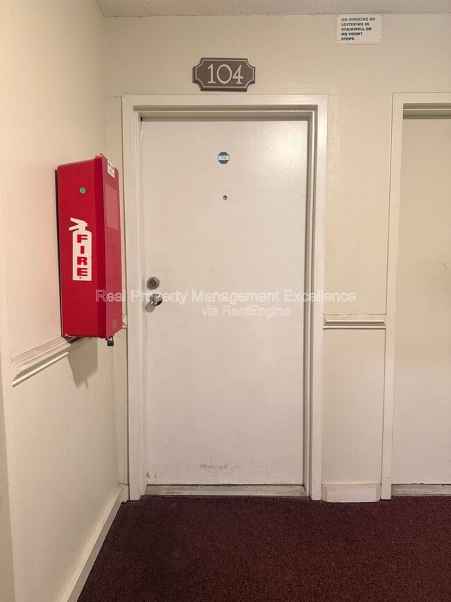 Photo - 1330 Park Glen Dr Unit Apt 104