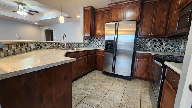 2806 Selman Dr