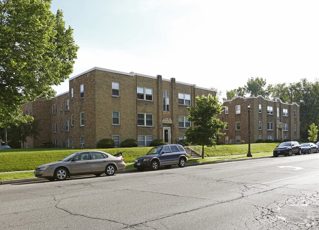 Ford View Apartments