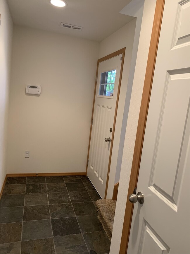 Photo - 9515 Holly Dr