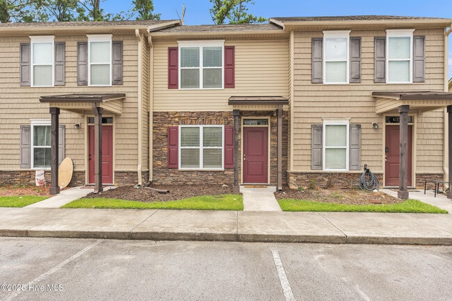 Building Photo - 409 Sullivan Loop Rd Rental