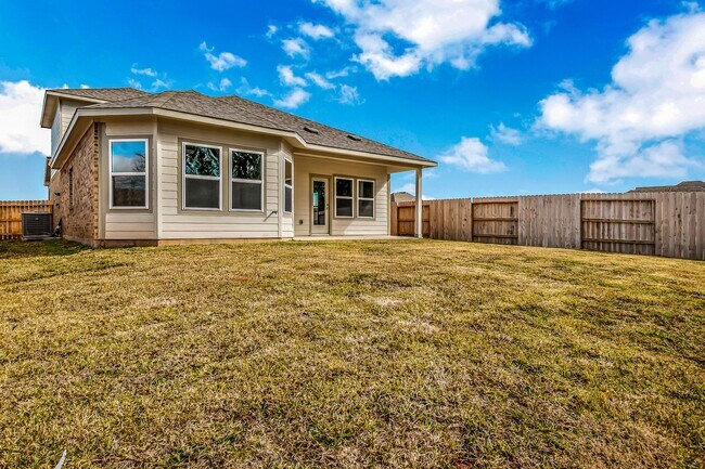 Photo - 17925 Canopy Trce Ct