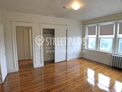 Photo - bedroom in Boston MA 02215