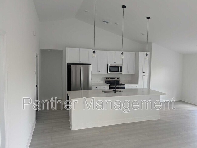 Photo - 347 NE 19th Terrace House