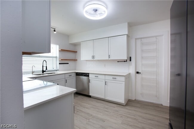 Photo - 18165 Baruch Dr