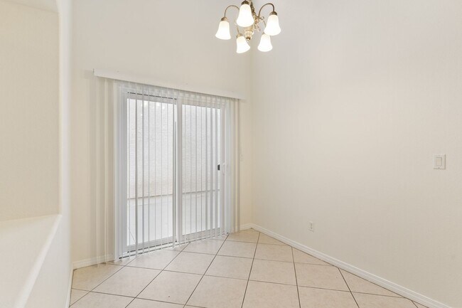 Photo - 7268 Vinca Rd