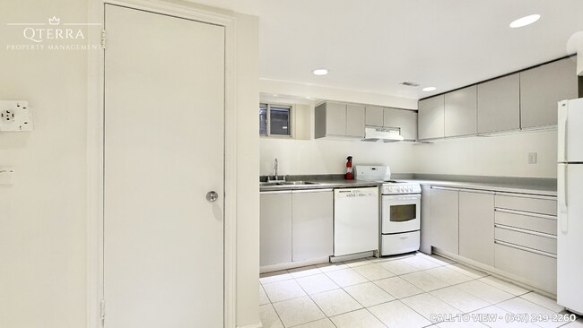 Photo - 52 Rose Av