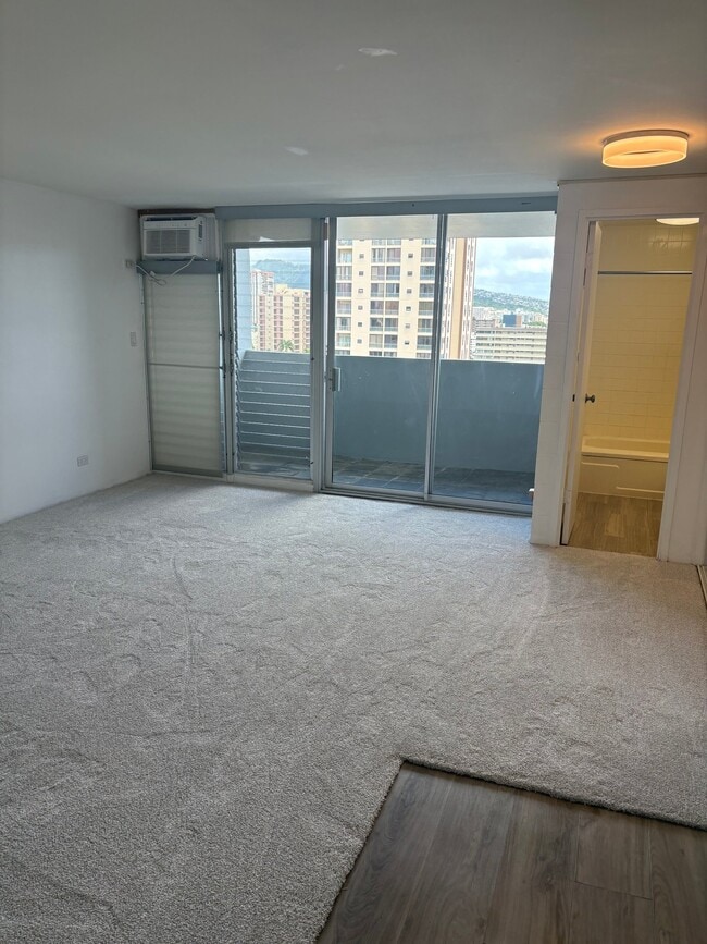 Building Photo - 824 Kinau St Unit 1203