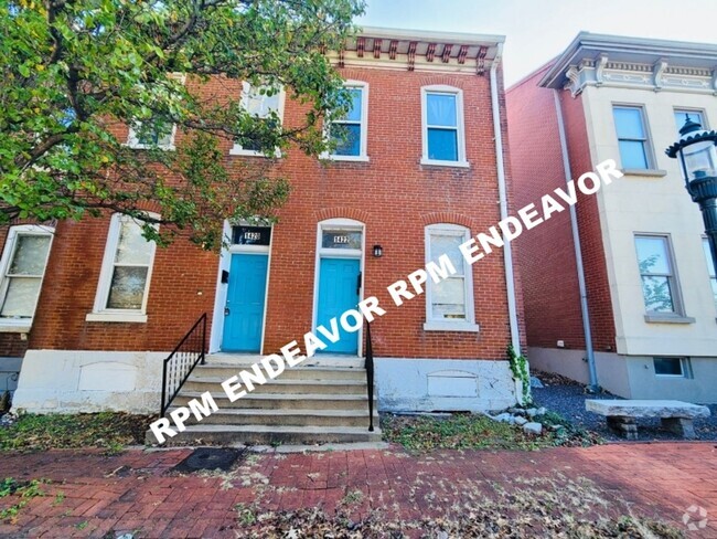 Building Photo - 1420 Menard St Unit 1420 Menard St Rental