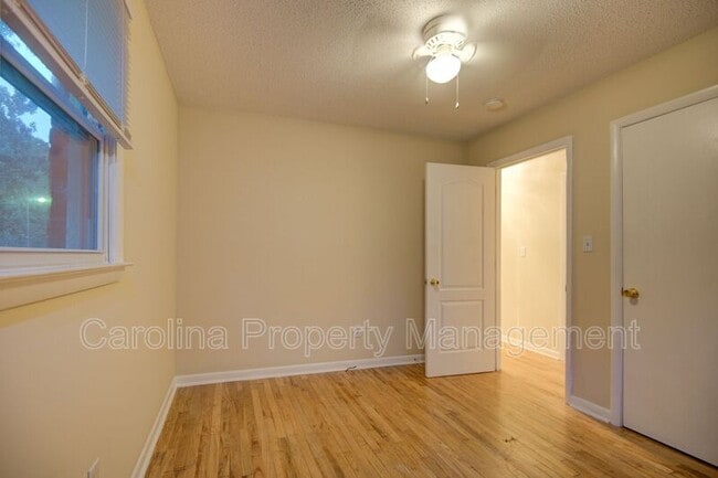 Photo - 421 E McLelland Ave