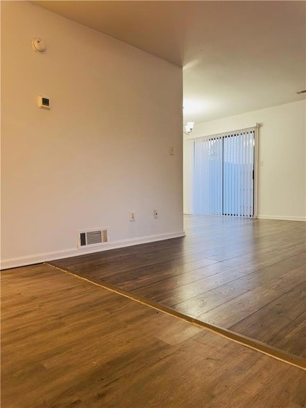 Photo - 3759 Mulkey Cir SW