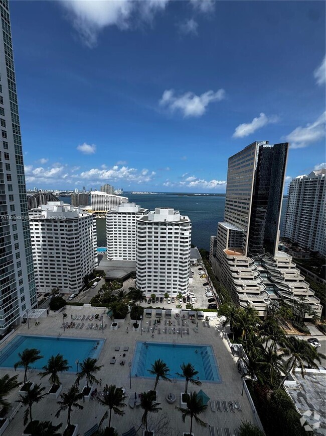 Building Photo - 951 Brickell Ave Unit 2506 Rental