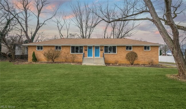 Building Photo - 2920 Northglen Dr