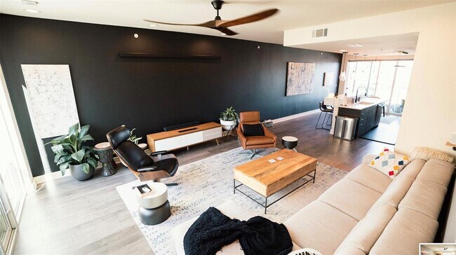 Photo - 604 N Bluff Dr Unidad 248
