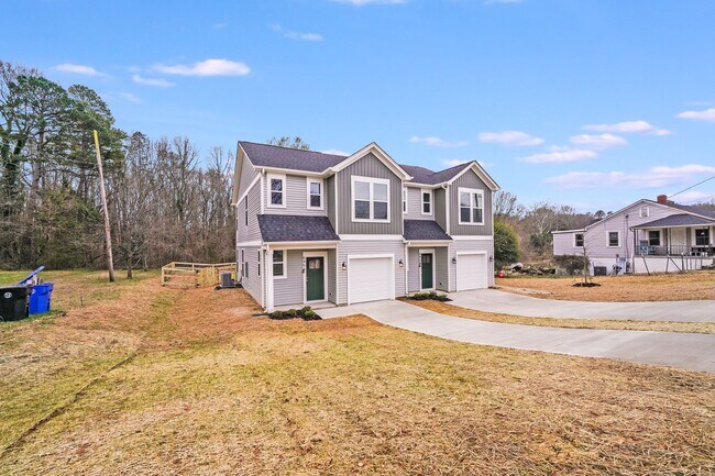 Photo - 645 Brookwood St Unit 645 Brookwood St A Mooresville NC 28115