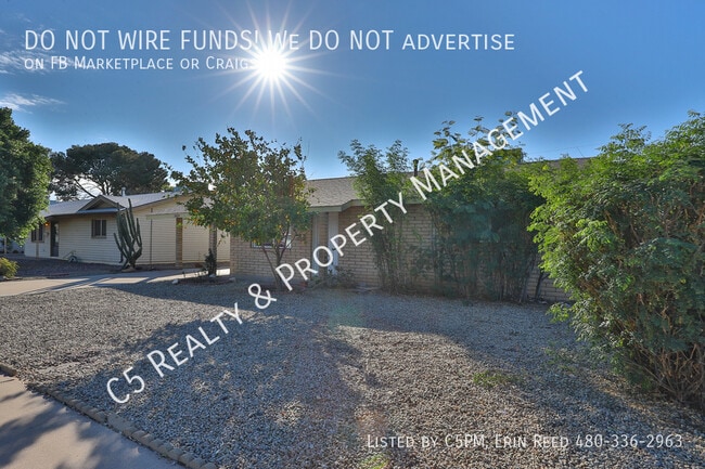 Building Photo - 3929 W El Caminito Dr