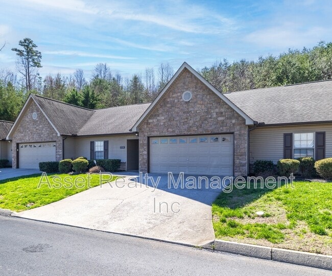 Photo - 5104 Cates Bend Way