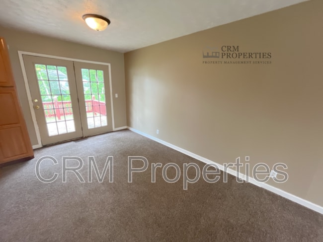 Photo - 2301 Tam O Shanter Rd