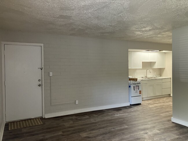 Photo - 603 N State St Unit 3A