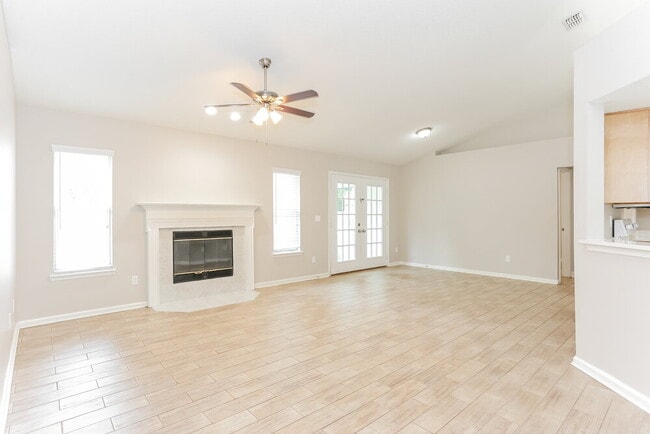 Photo - 4408 Jiggermast Ave