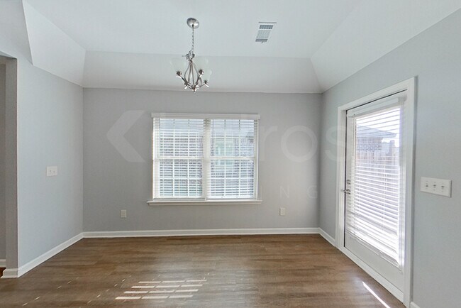 Photo - 115 Dawson's Ml Dr