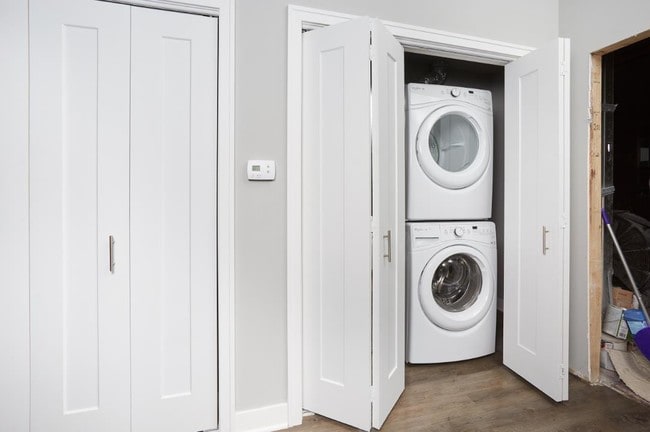 Photo - Cast Iron Apartments