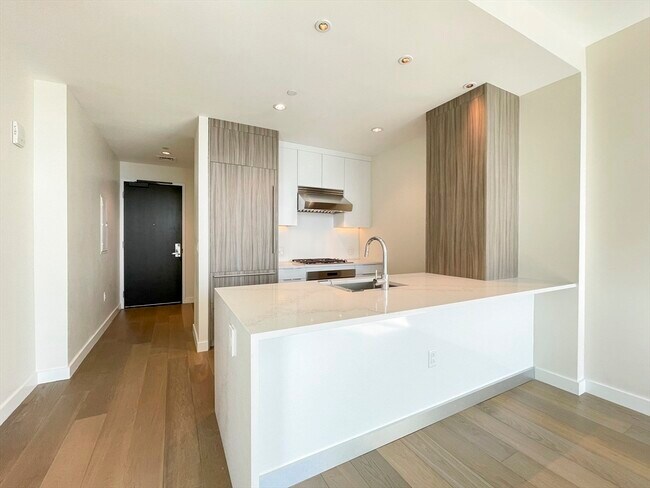 Photo - 188 Brookline Ave Unidad 21F
