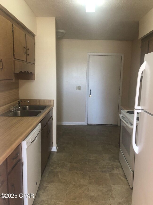 Photo - 6707-6722 FL-22 Unit A