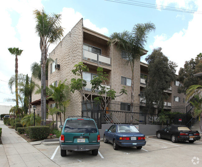 Building Photo - Pacific Pines Rental