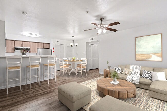 Photo - The Retreat at Spring Apartments