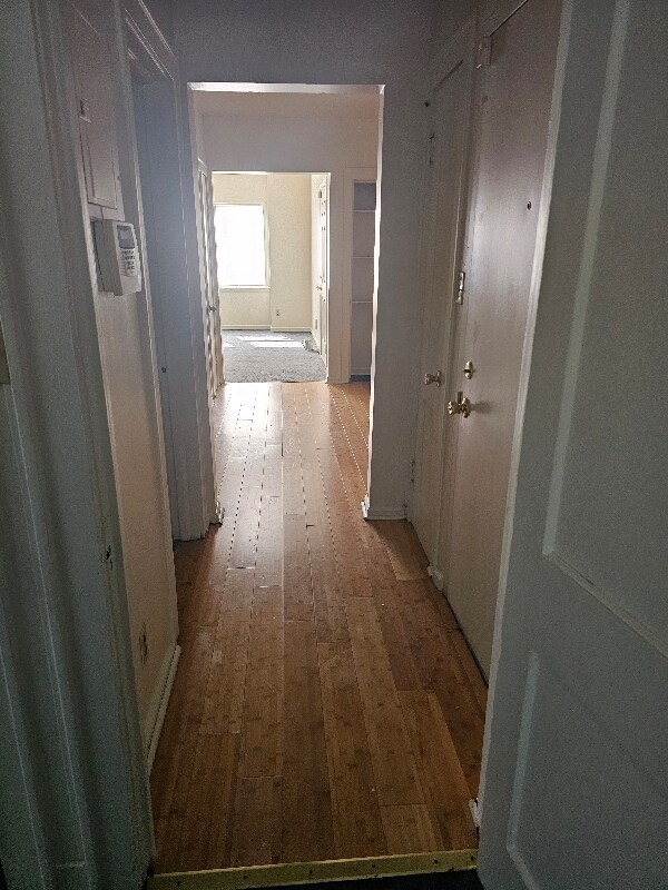 Photo - 691 Madelon Ct